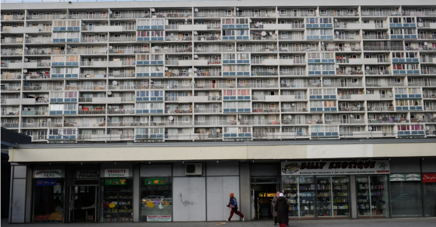 Le banlieues, il volto nascosto di Parigi sempre più fragili